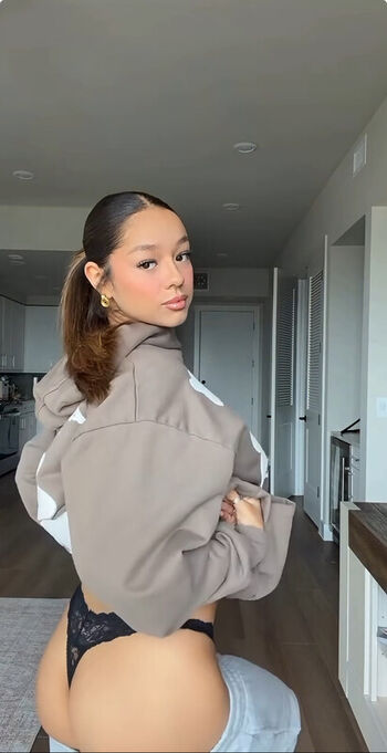 Full leaked Mikkibunny private onlyfans photo