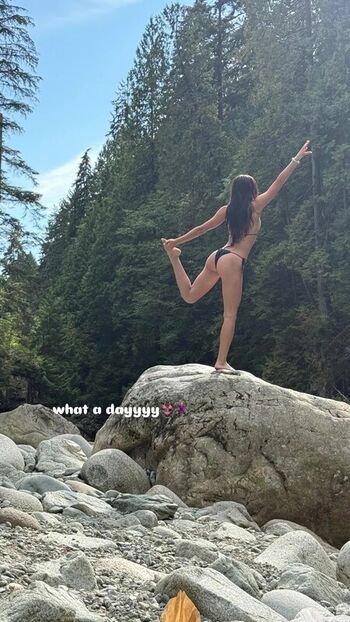 Full leaked Miku martineau page private onlyfans photo
