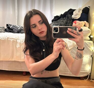Full leaked Milaadaamss private onlyfans photo