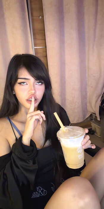 Full leaked Milahwu private onlyfans photo