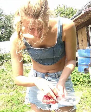 Full leaked Milana rudnik page private onlyfans photo