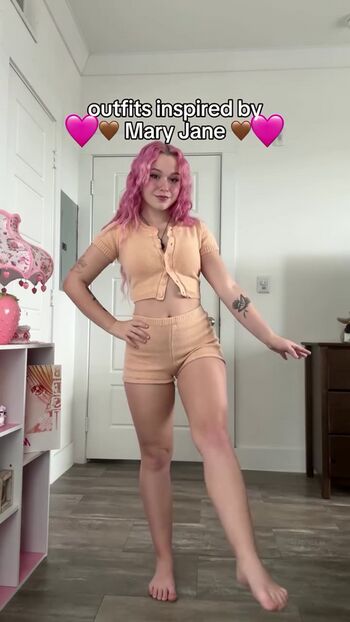 Full leaked Mildhippie private onlyfans photo