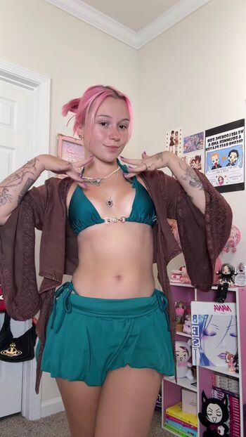 Full leaked Mildhippie private onlyfans photo