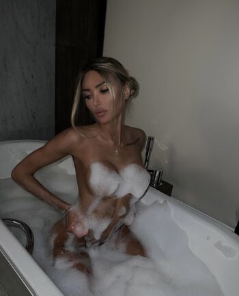 Full leaked Milevskate private onlyfans photo