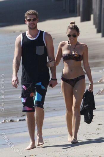 Full leaked Miley cyrus page private onlyfans photo