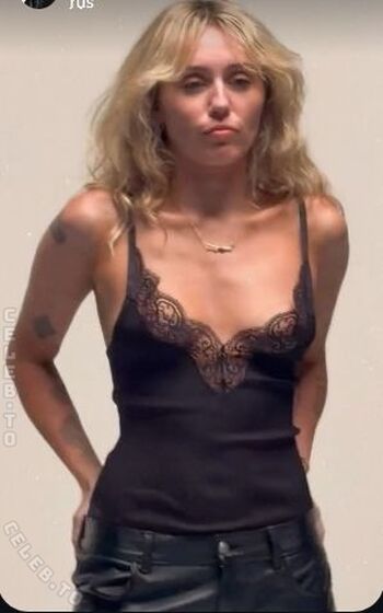 Full leaked Miley cyrus page private onlyfans photo