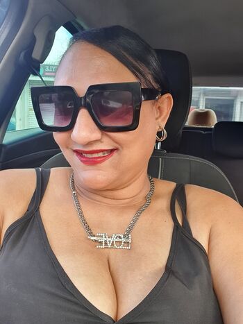 Full leaked Milf miss clare page private onlyfans photo