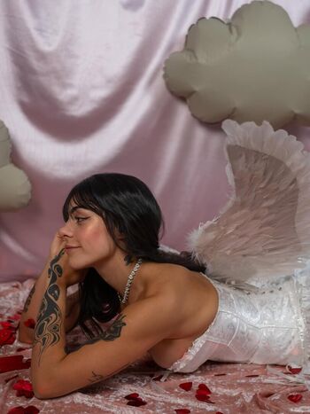 Full leaked Milica yb private onlyfans photo