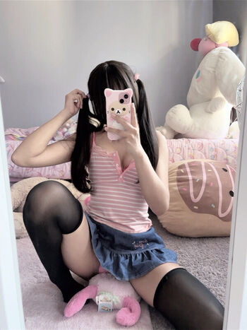 Full leaked Milkiewaifu private onlyfans photo