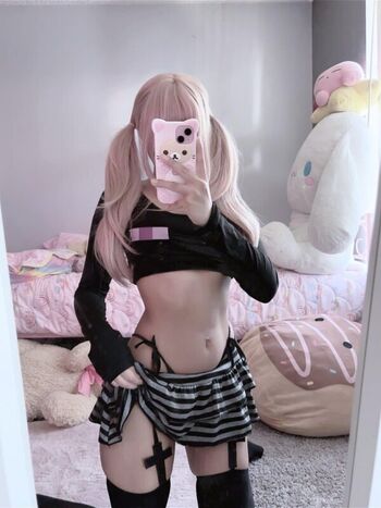 Full leaked Milkiewaifu private onlyfans photo