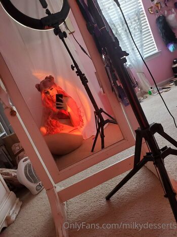 Full leaked Milkydesserts private onlyfans photo