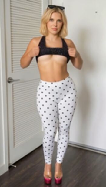 Full leaked Millie bobby brown page private onlyfans photo
