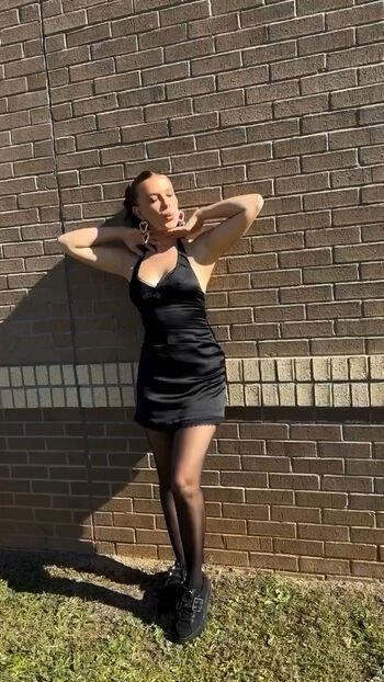Full leaked Millie bobby brown page private onlyfans photo