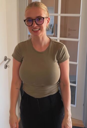 Full leaked Mimi lintrup private onlyfans photo
