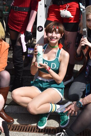 mimidoescosplay