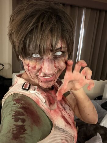 mimidoescosplay