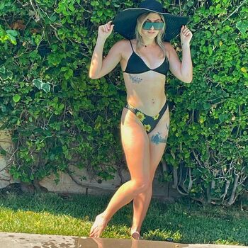 Full leaked Sarah calanthe / private onlyfans photo