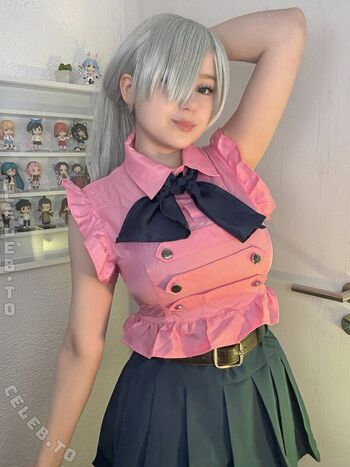 Full leaked Mina min page private onlyfans photo