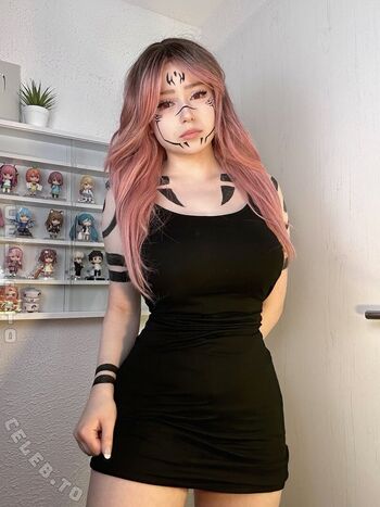 Full leaked Mina min page private onlyfans photo