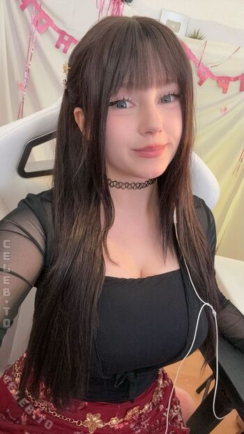 Full leaked Mina min private onlyfans photo