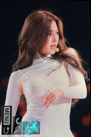 Full leaked Minatozaki sana page private onlyfans photo