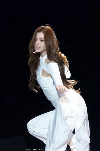 Full leaked Minatozaki sana page private onlyfans photo