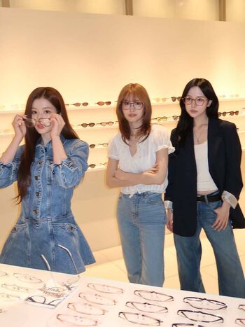 Full leaked Minatozaki sana page private onlyfans photo