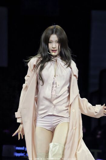 Full leaked Minatozaki sana page private onlyfans photo