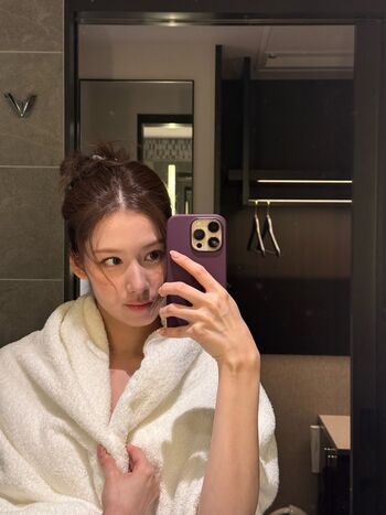 Full leaked Minatozaki sana private onlyfans photo