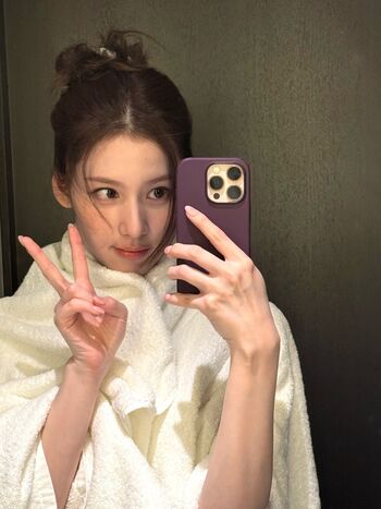 Full leaked Minatozaki sana private onlyfans photo