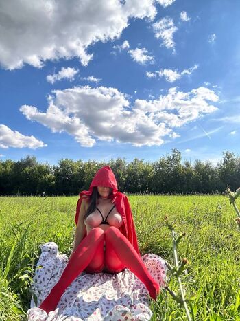 Full leaked Mindiyarova page private onlyfans photo