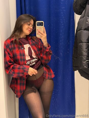 Full leaked Miniann private onlyfans photo
