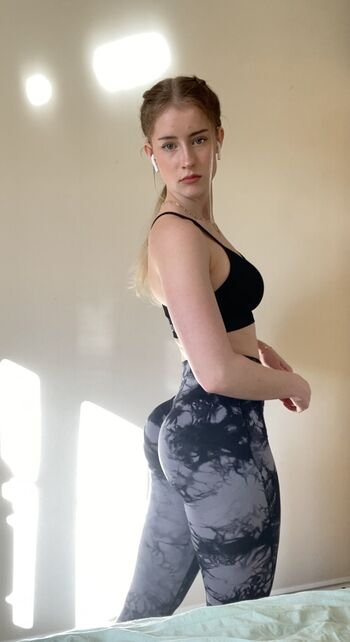 Full leaked Mira private onlyfans photo