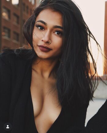 Full leaked Mira patel private onlyfans photo