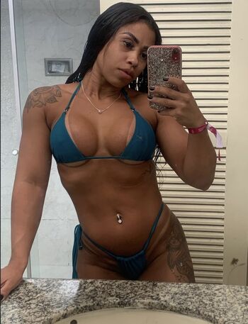 Full leaked Mirandacaroliina carolina miranda private onlyfans photo