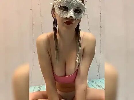 Full leaked Miras page private onlyfans photo