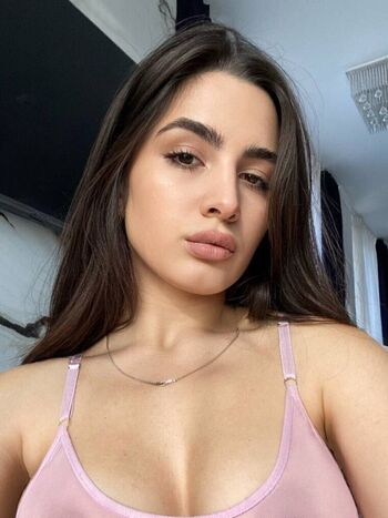 Full leaked Mirellamiukki private onlyfans photo