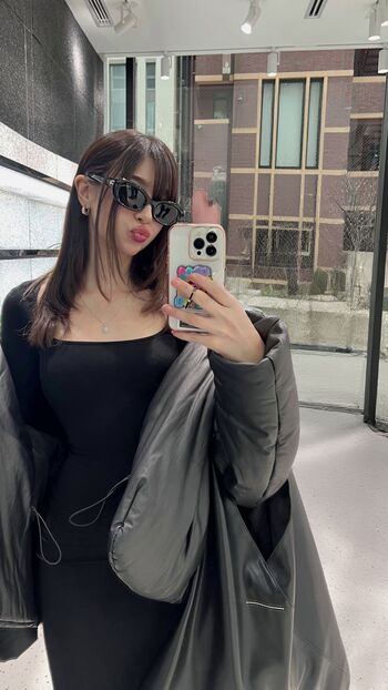 Full leaked Miruqi private onlyfans photo