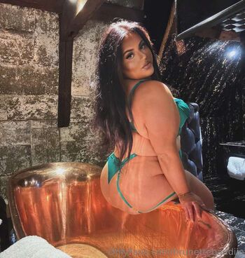 Full leaked Miss chloe page private onlyfans photo