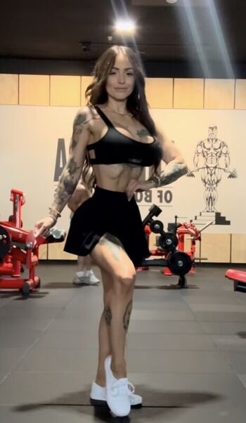 Full leaked Miss fit  page private onlyfans photo