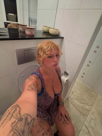 Full leaked Miss shortcake page private onlyfans photo
