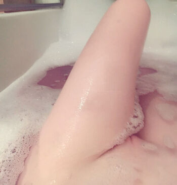 Full leaked Missingvivian private onlyfans photo
