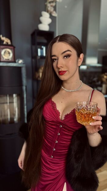 Full leaked Missmikkaa private onlyfans photo