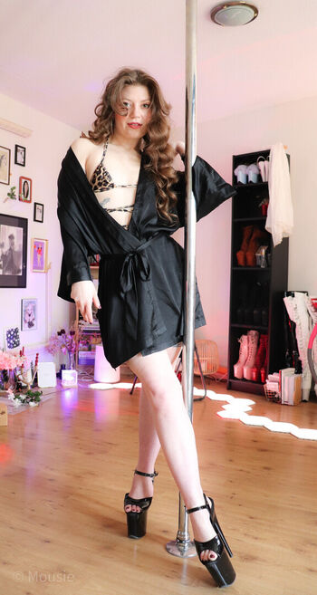 Full leaked Missmousiemouse private onlyfans photo