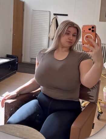 Full leaked Missparaskeva private onlyfans photo