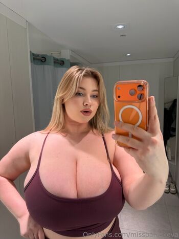 Full leaked Missparaskeva private onlyfans photo