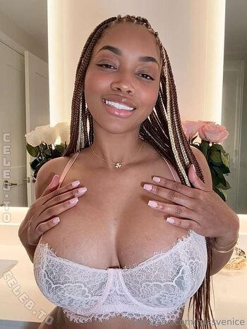 Full leaked Missvenice private onlyfans photo