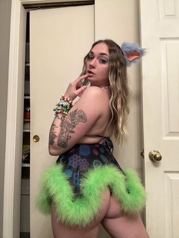 Full leaked Mistress rich private onlyfans photo