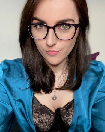 Mistress Ruby Rousson