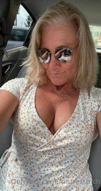 Full leaked Mistresst private onlyfans photo